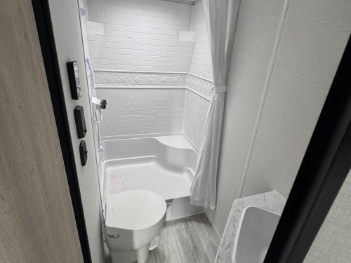 Avenger bathroom