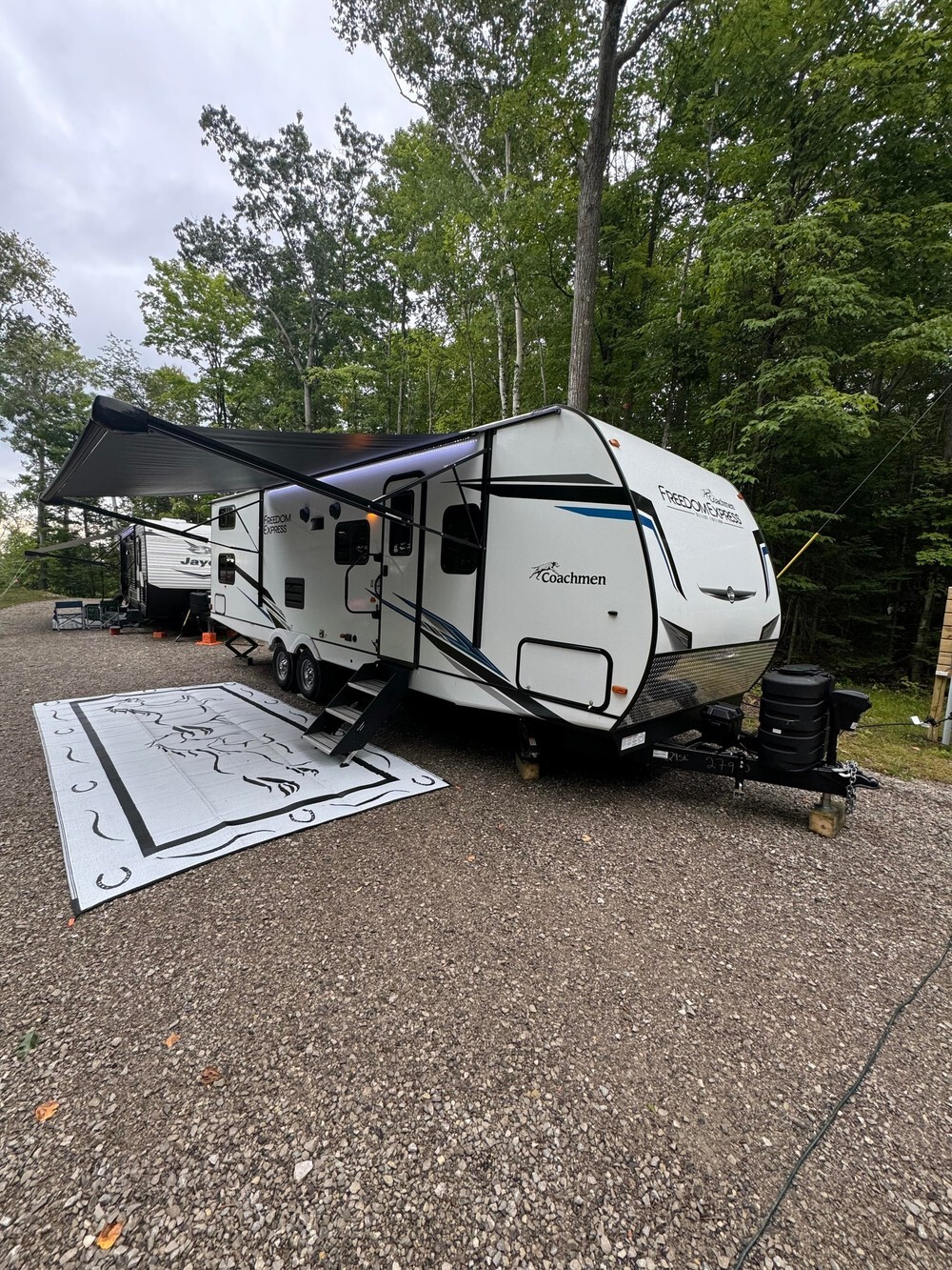 Exterior freedom camper